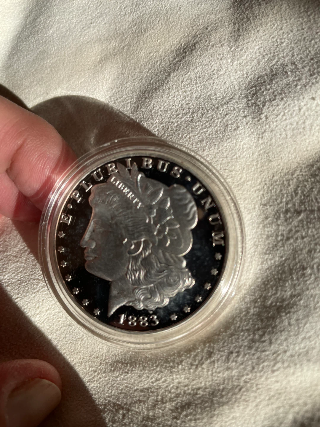 1883 Morgan Silver Dollar - photo 2