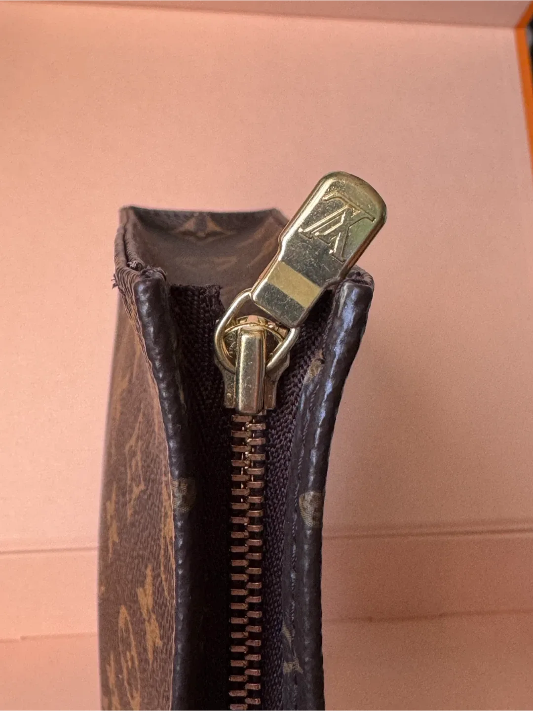 Louis Vuitton Monogram Toiletry 26 Pouch image indicator(6)