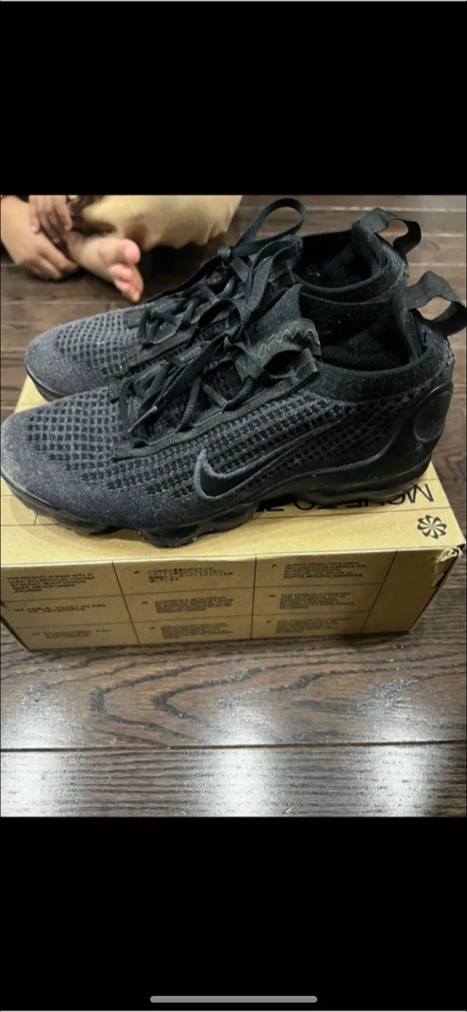 Nike Air Vapormax 2021 FK (GS) Black, Size 5 Youth image indicator(2)