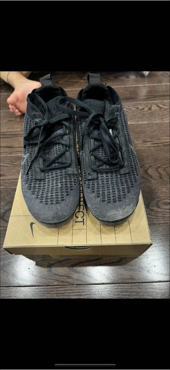 Nike Air Vapormax 2021 FK (GS) Black, Size 5 Youth image indicator(3)