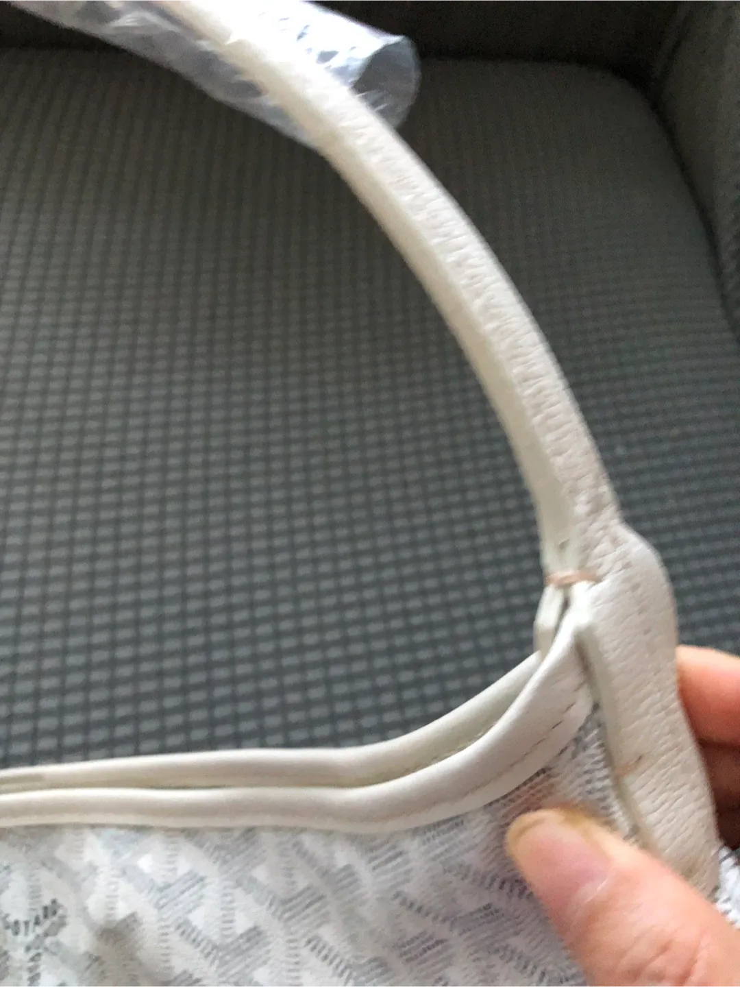 Goyard white Boheme image indicator(9)