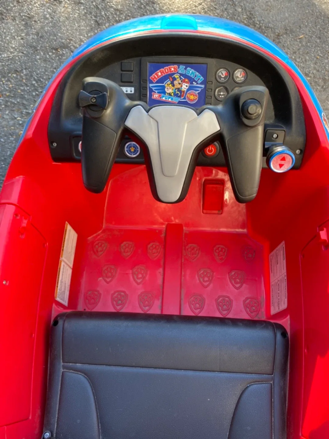 Paw Patrol 12V Electric Air Patroller Ride-On Airplane image indicator(3)