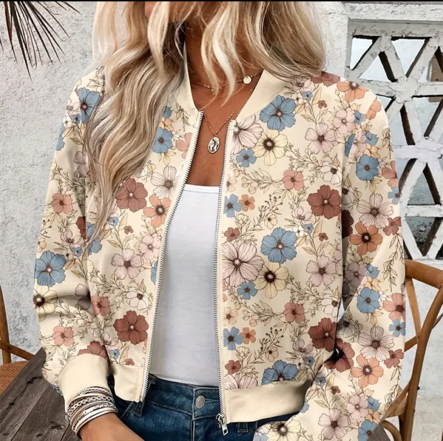 Patterned  Jacket image indicator(5)