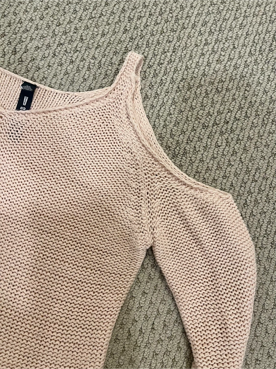 Pink crochet sweater - photo 2