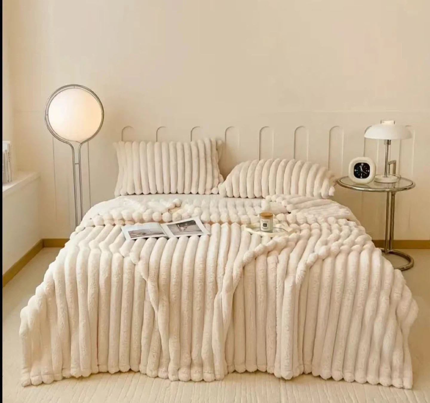 Creamy White Bed Blanket (39.37"x59.06")
