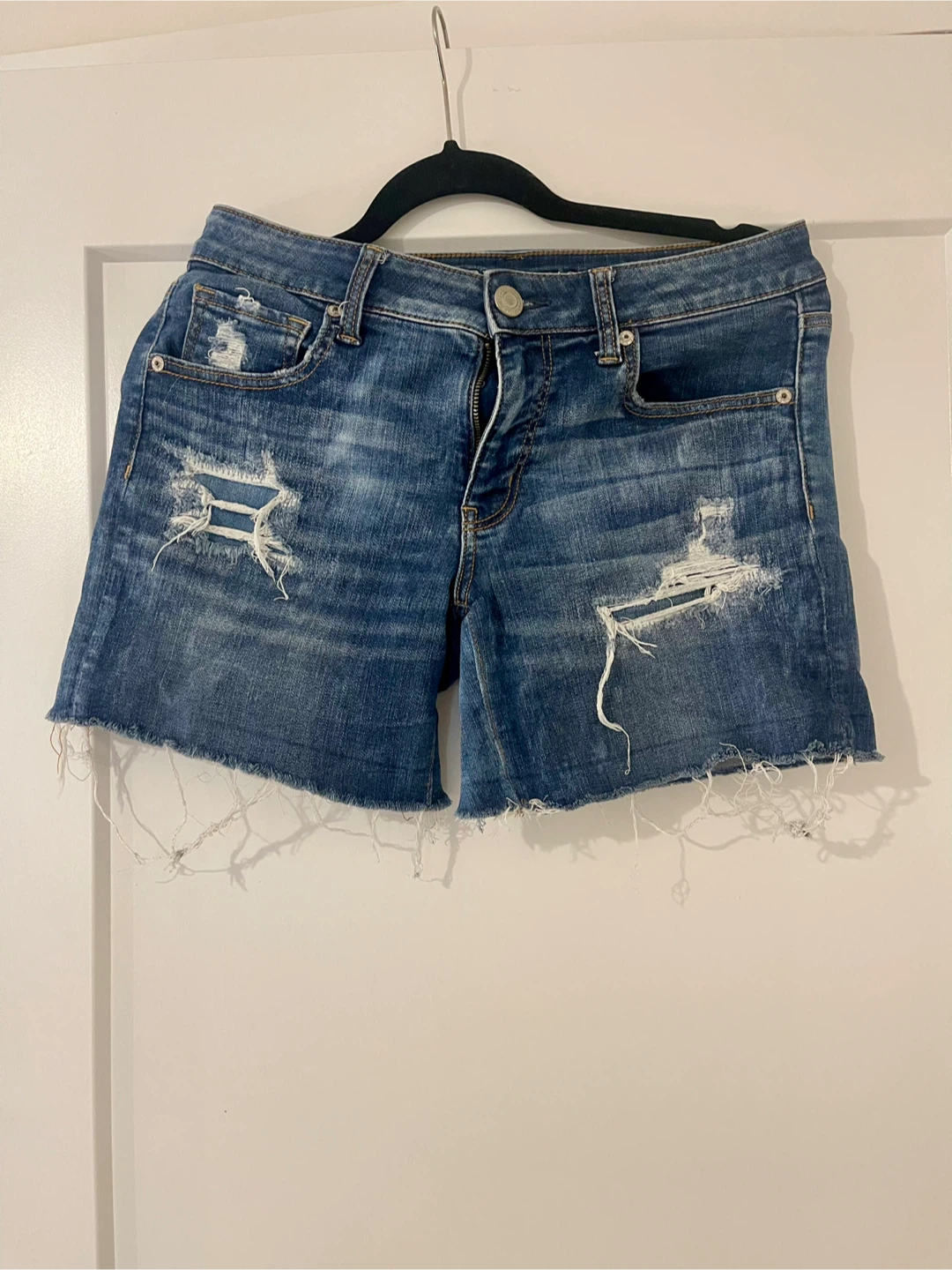 American Eagle distressed denim shorts - photo 4