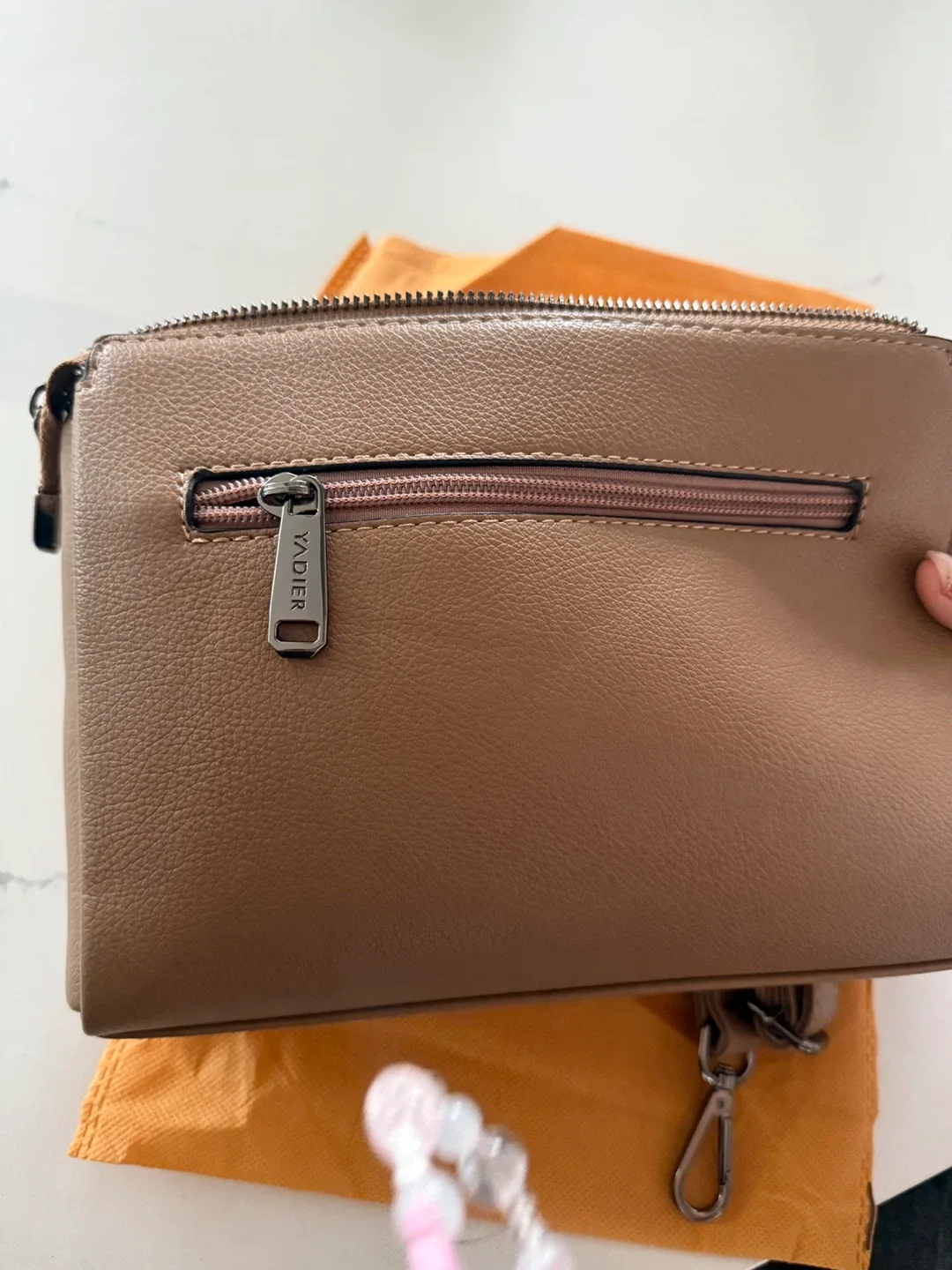 Yadier Beige Crossbody Bag image indicator(5)