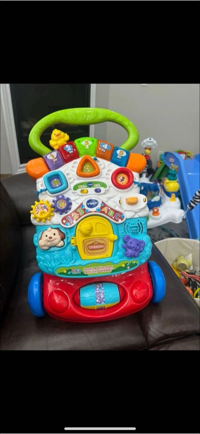 VTech Stroll & Discover Activity Walker thumbnail