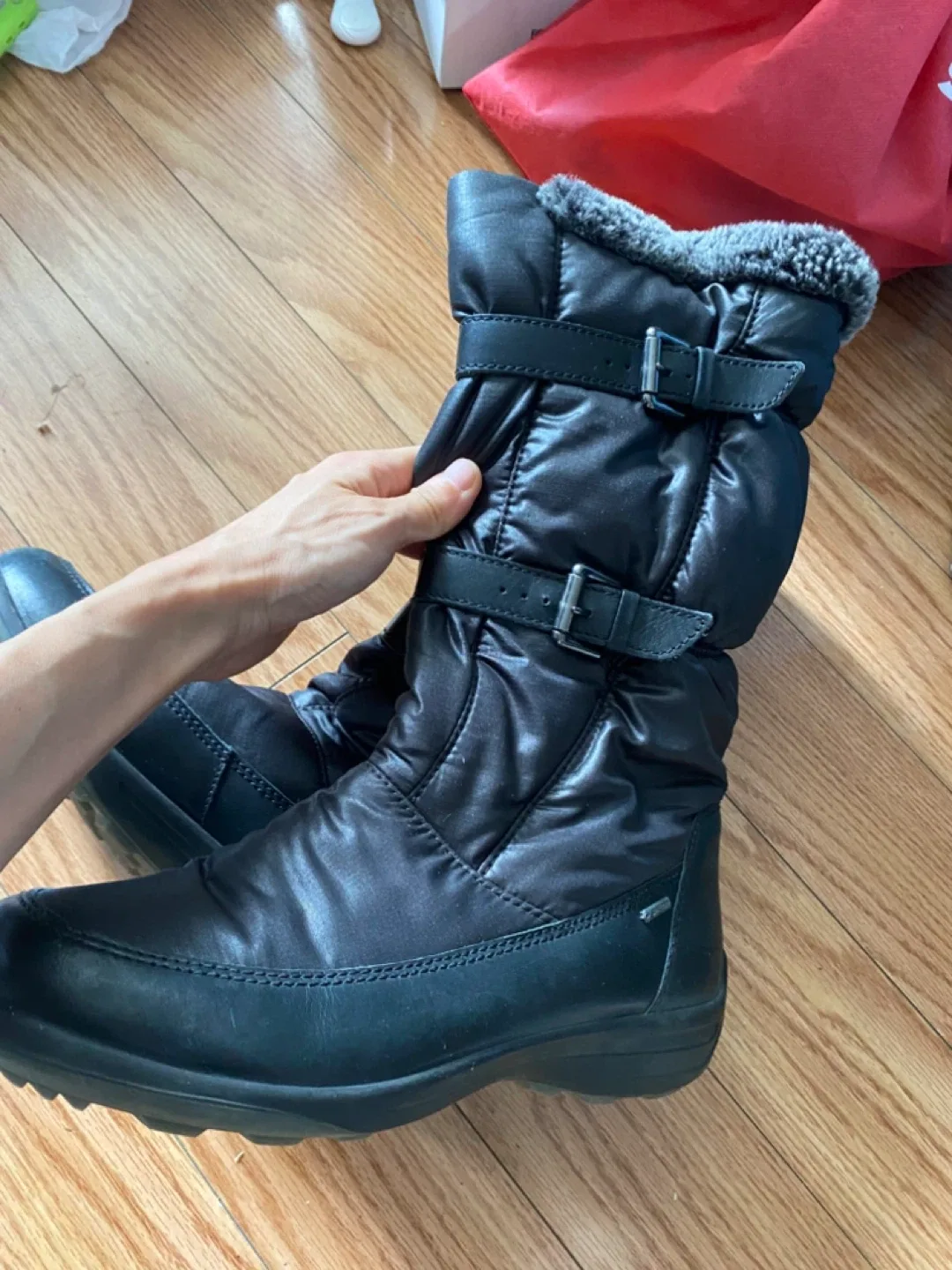 Ecco Gore-Tex Black Winter Boots - Size 38 image indicator(3)