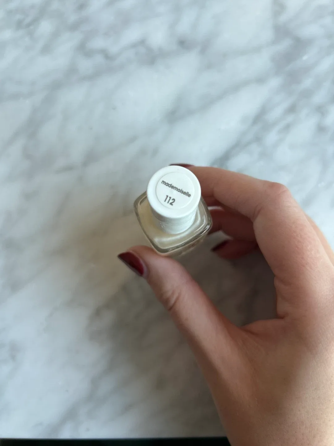 Essie Nail Polish - Mademoiselle 112 image indicator(2)