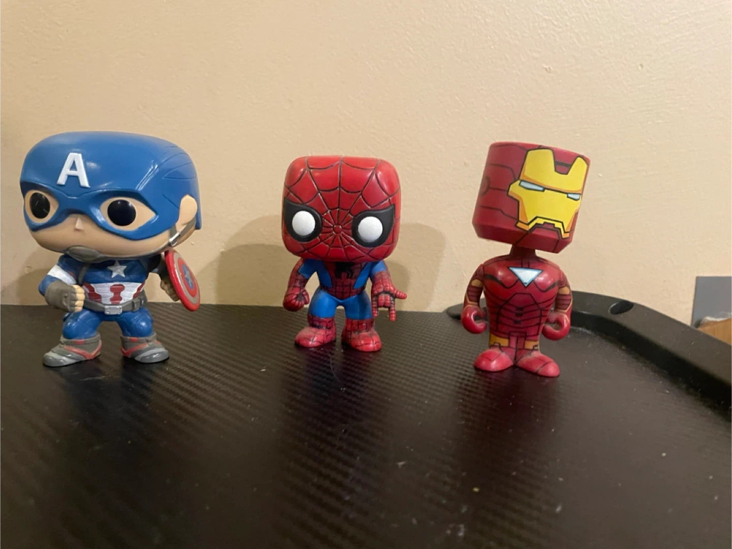 Marvel Die Cast Figures - photo 4