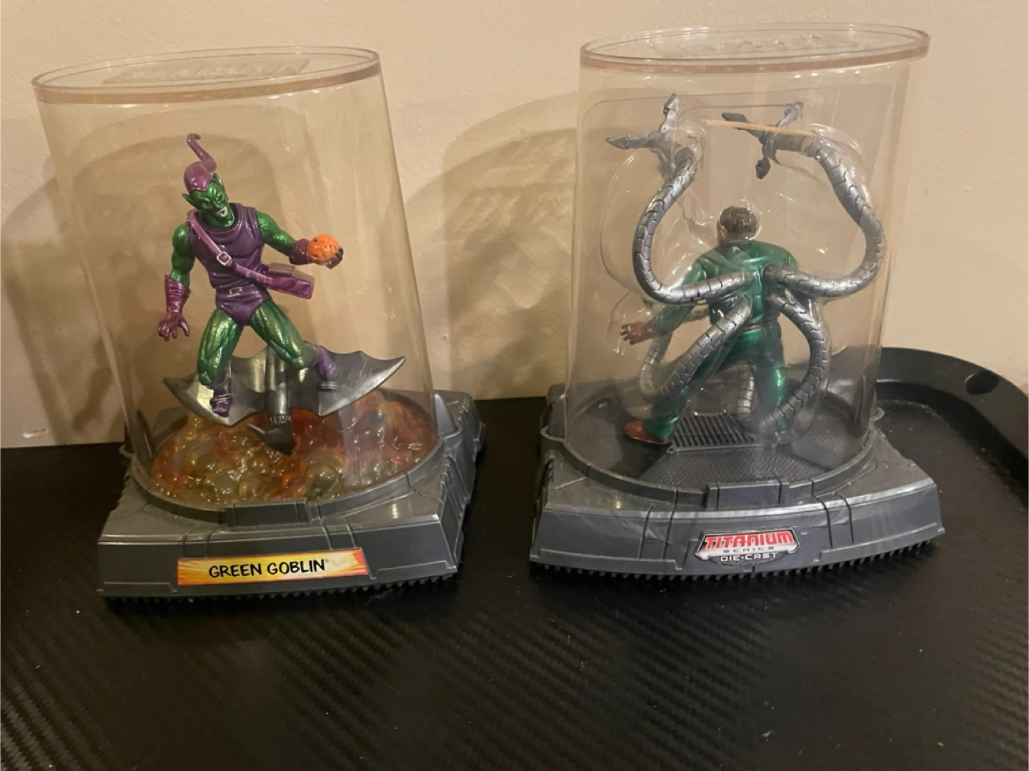 Marvel Die Cast Figures - photo 2
