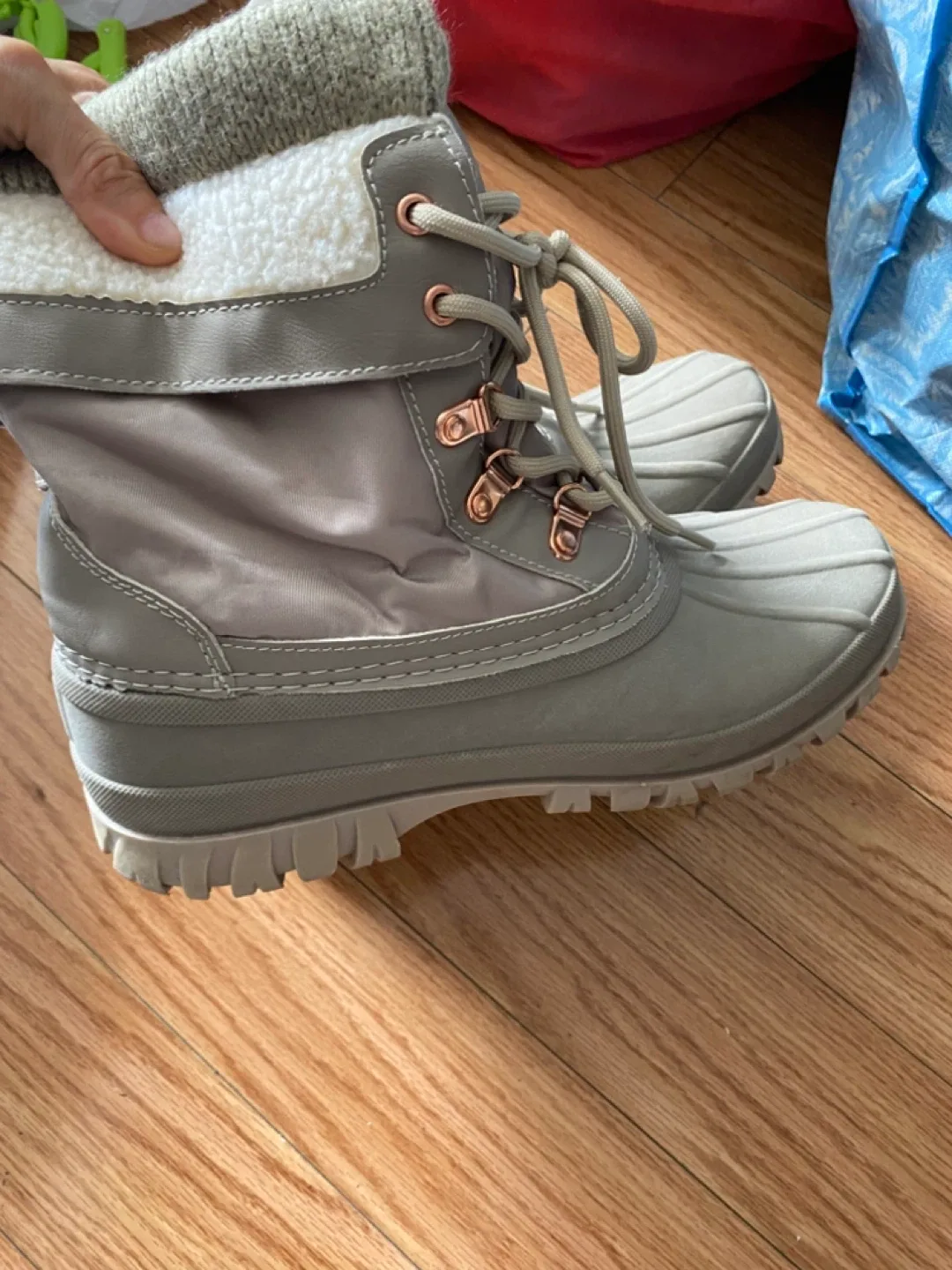 Storm by Cougar Women's Winter Boots - Size 6 image indicator(3)