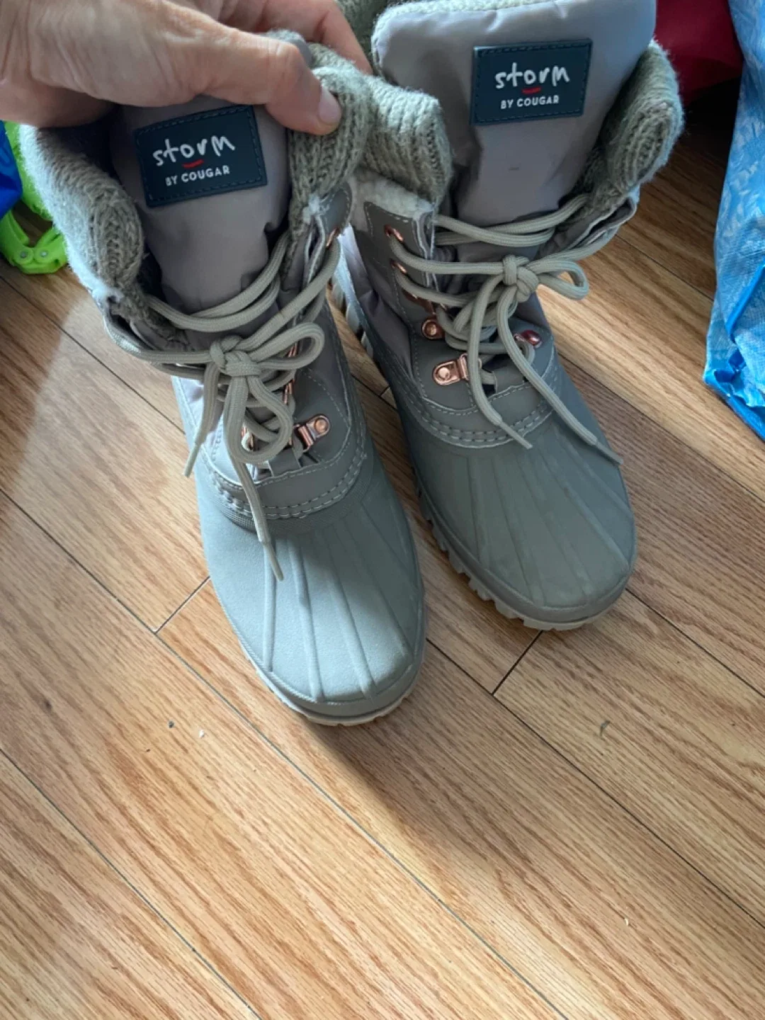 Storm by Cougar Women's Winter Boots - Size 6 image indicator(2)