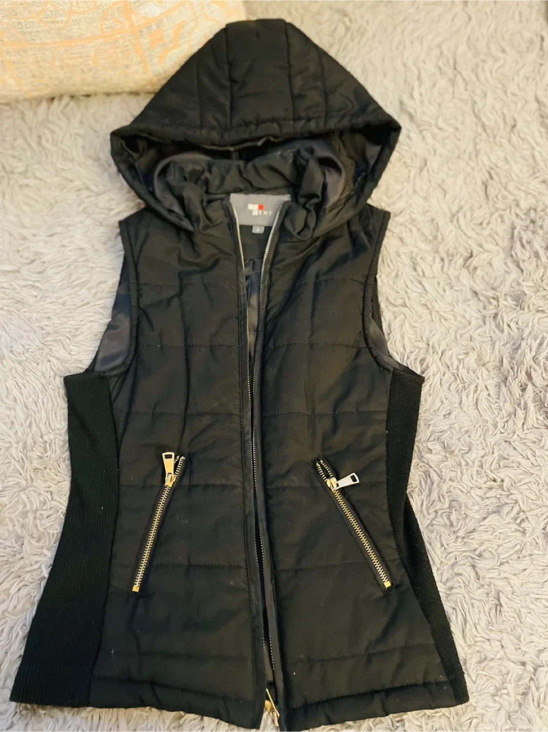 TEMT Hooded Puffer Vest