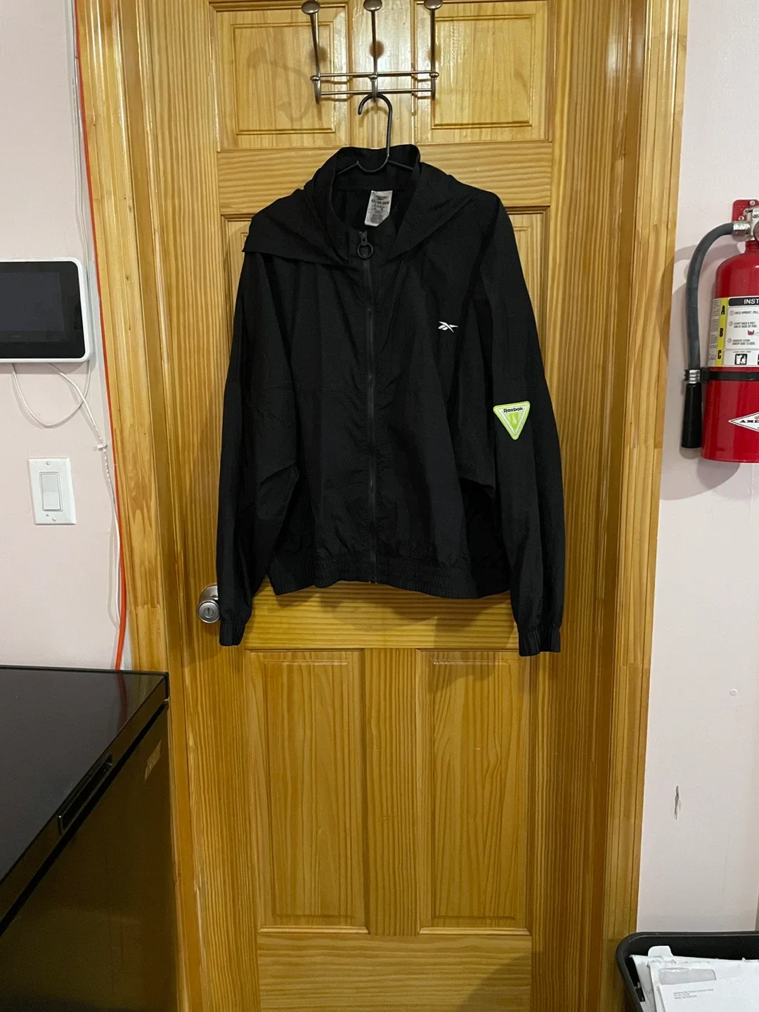Reebok Black Jacket 4X / 26-28W thumbnail