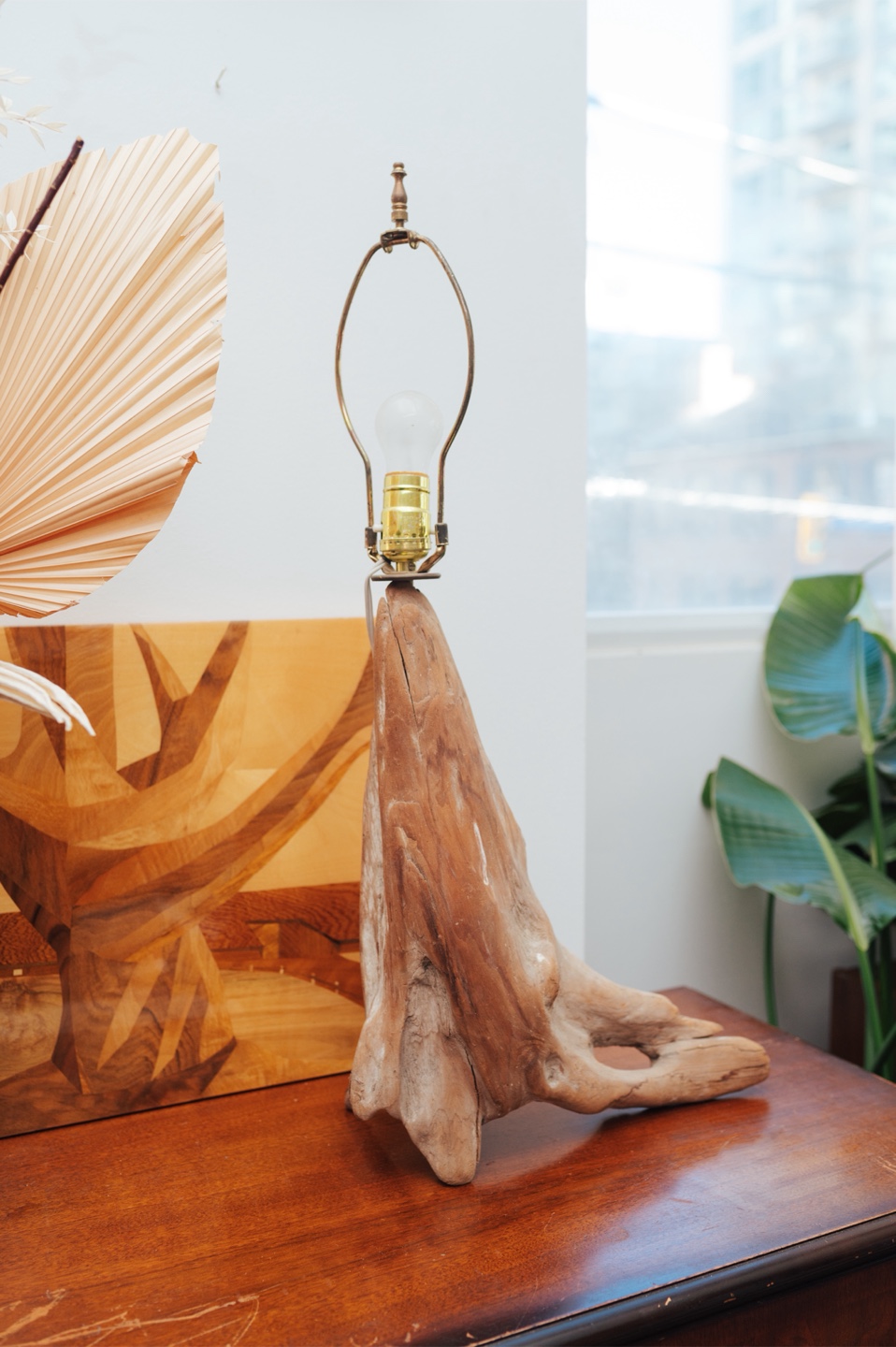 Cottage-Core Hand-Carved Vintage Wood Lamp 🤎 With Drum Shade - photo 3