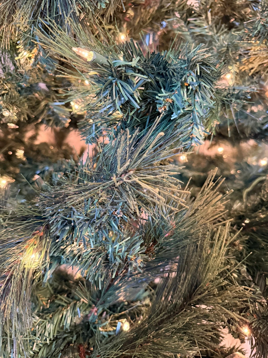 Pre-lit Artificial Christmas Tree with Ornaments - photo 3