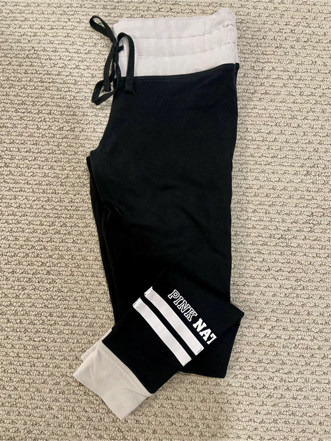 Victoria’s Secret Pink yoga pant
