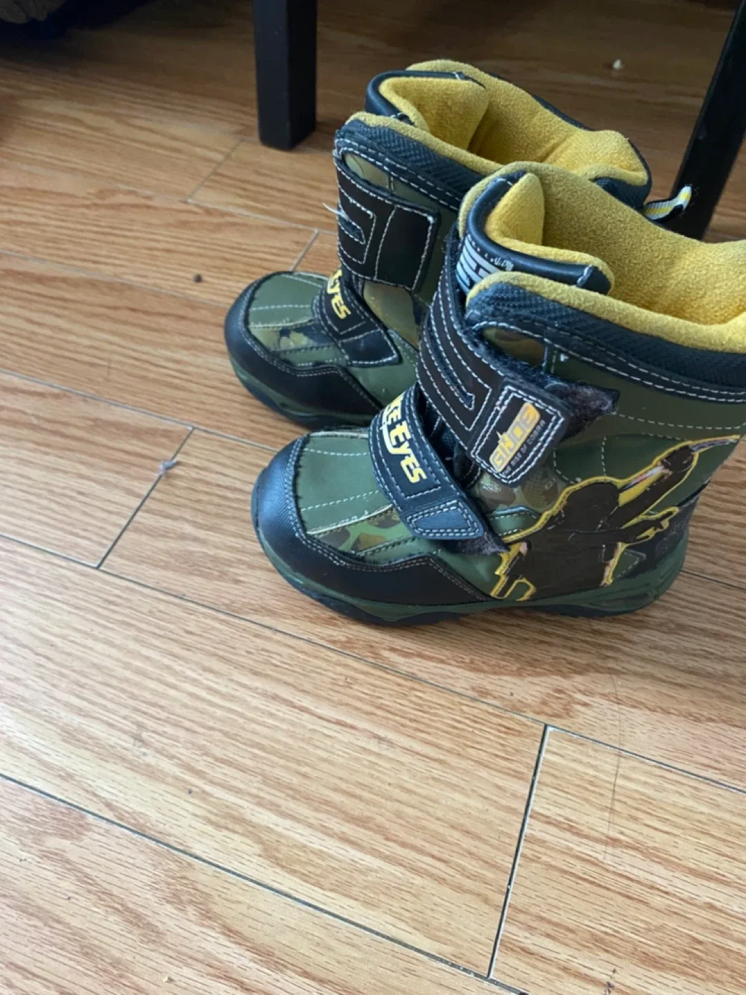 Joe Kids' Winter Boots, Size 8 image indicator(2)