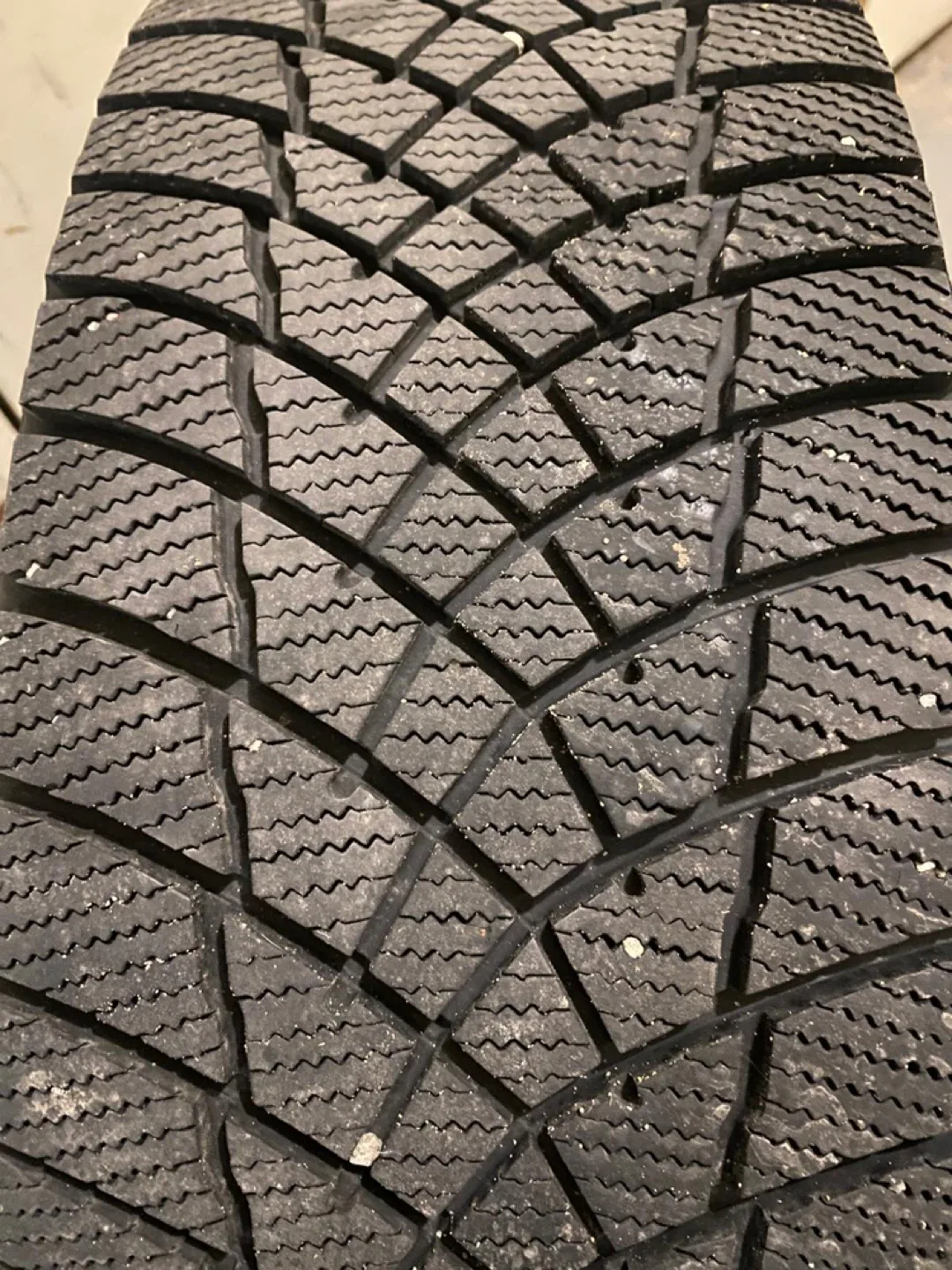 A set of Four Motormaster Hankook Winter Tires on Rims image indicator(5)