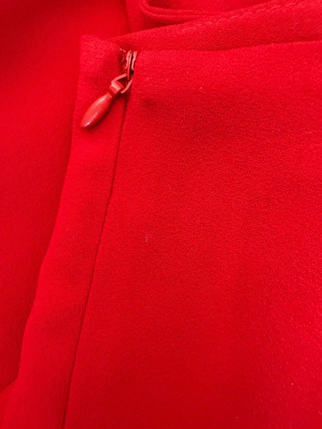 Red Ruffle Skirt image indicator(5)