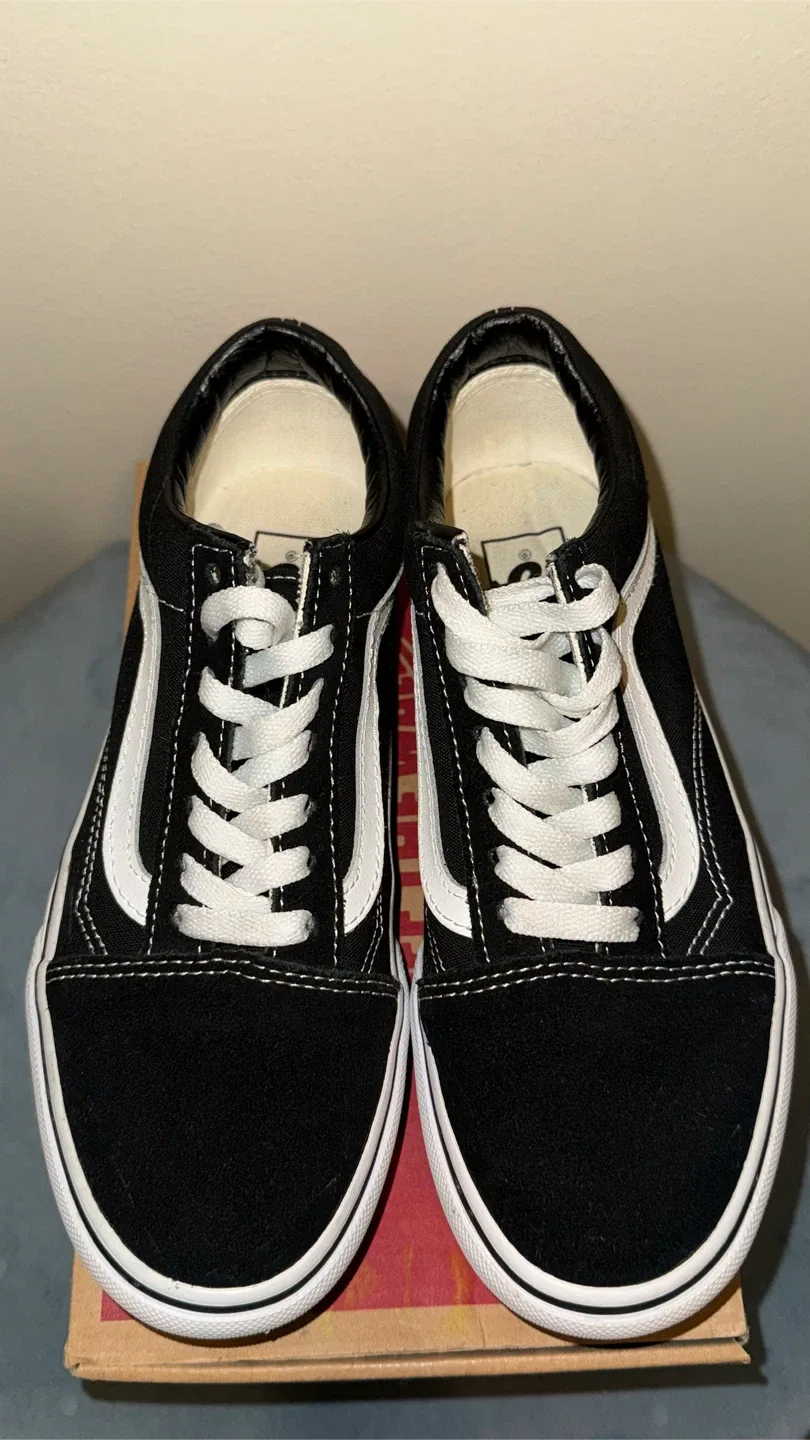 Vans Old Skool Platform Shoes - Black/White - Women's US 6.5 image indicator(2)