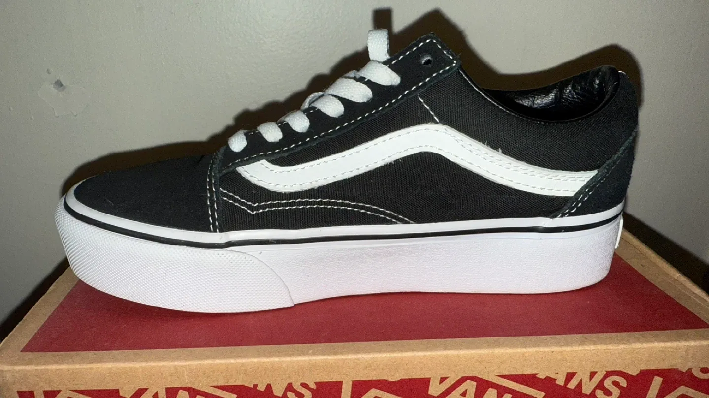 Vans Old Skool Platform Shoes - Black/White - Women's US 6.5 image indicator(8)