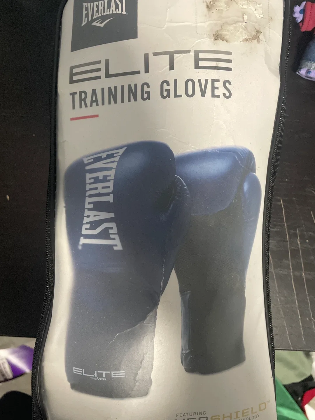 Everlast Elite Training Gloves 12 oz image indicator(2)