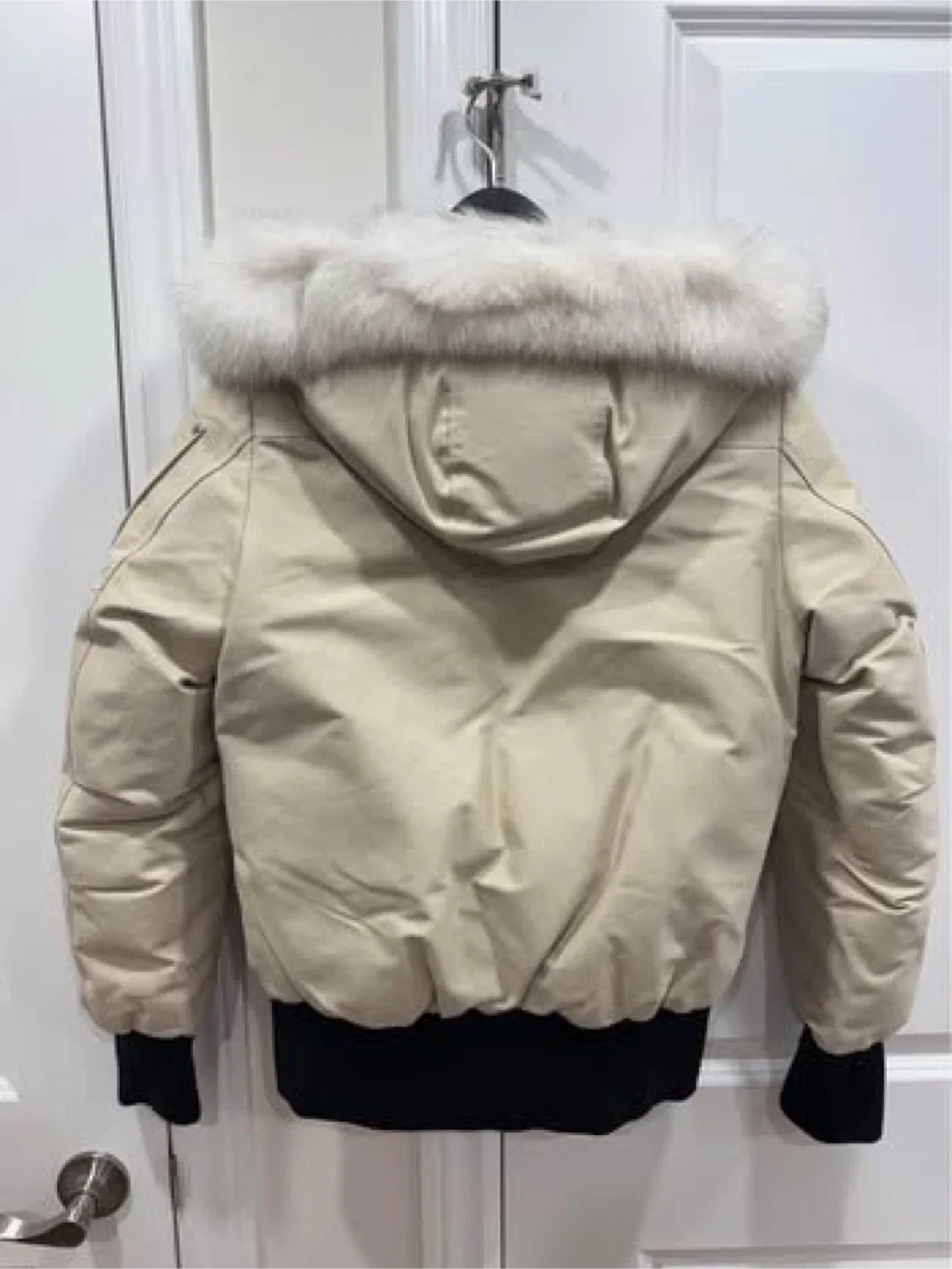 Moose Knuckles Cream Down Bomber Jacket image indicator(2)