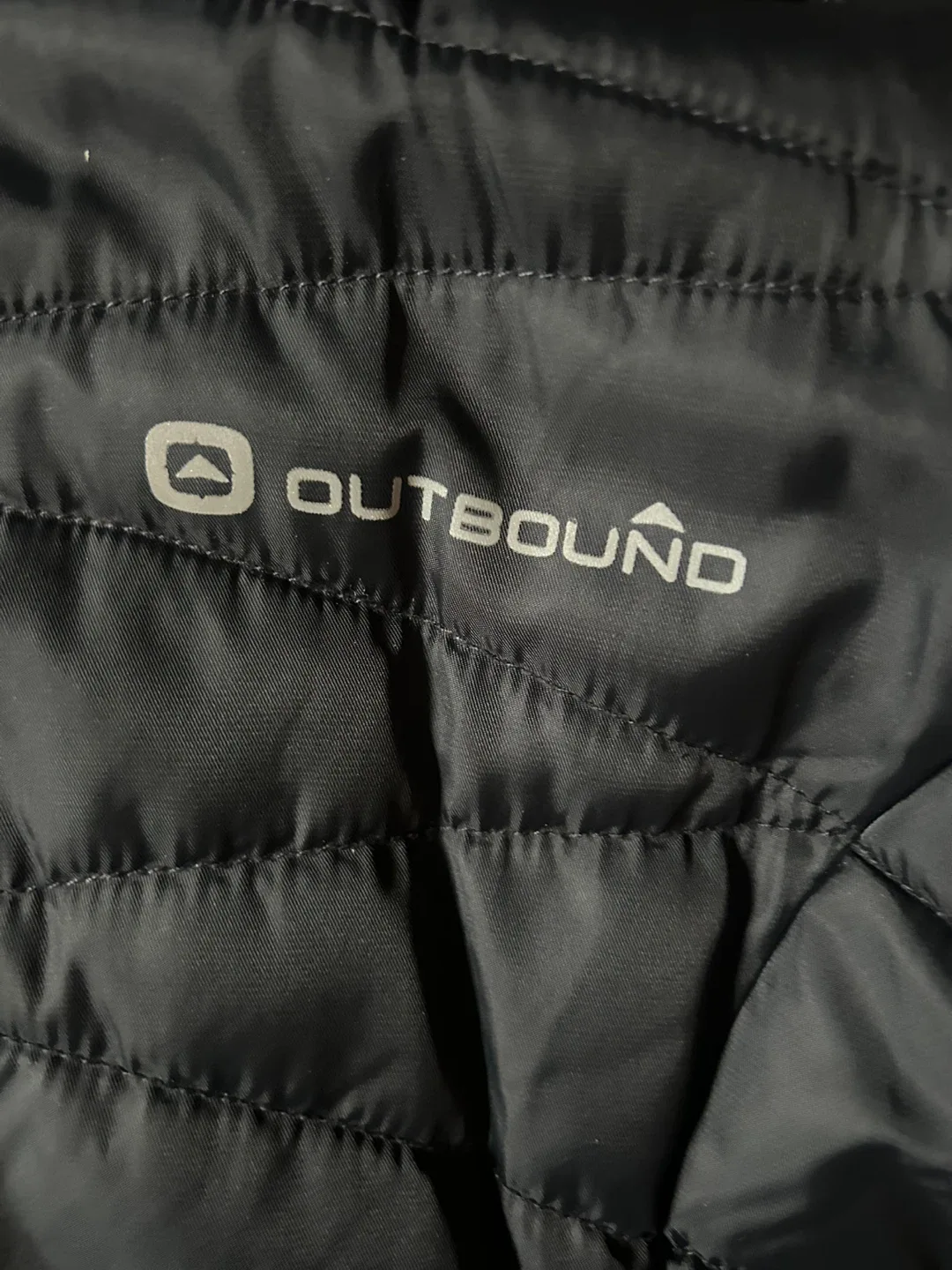 Outbound Black Puffer Jacket - Size L image indicator(2)