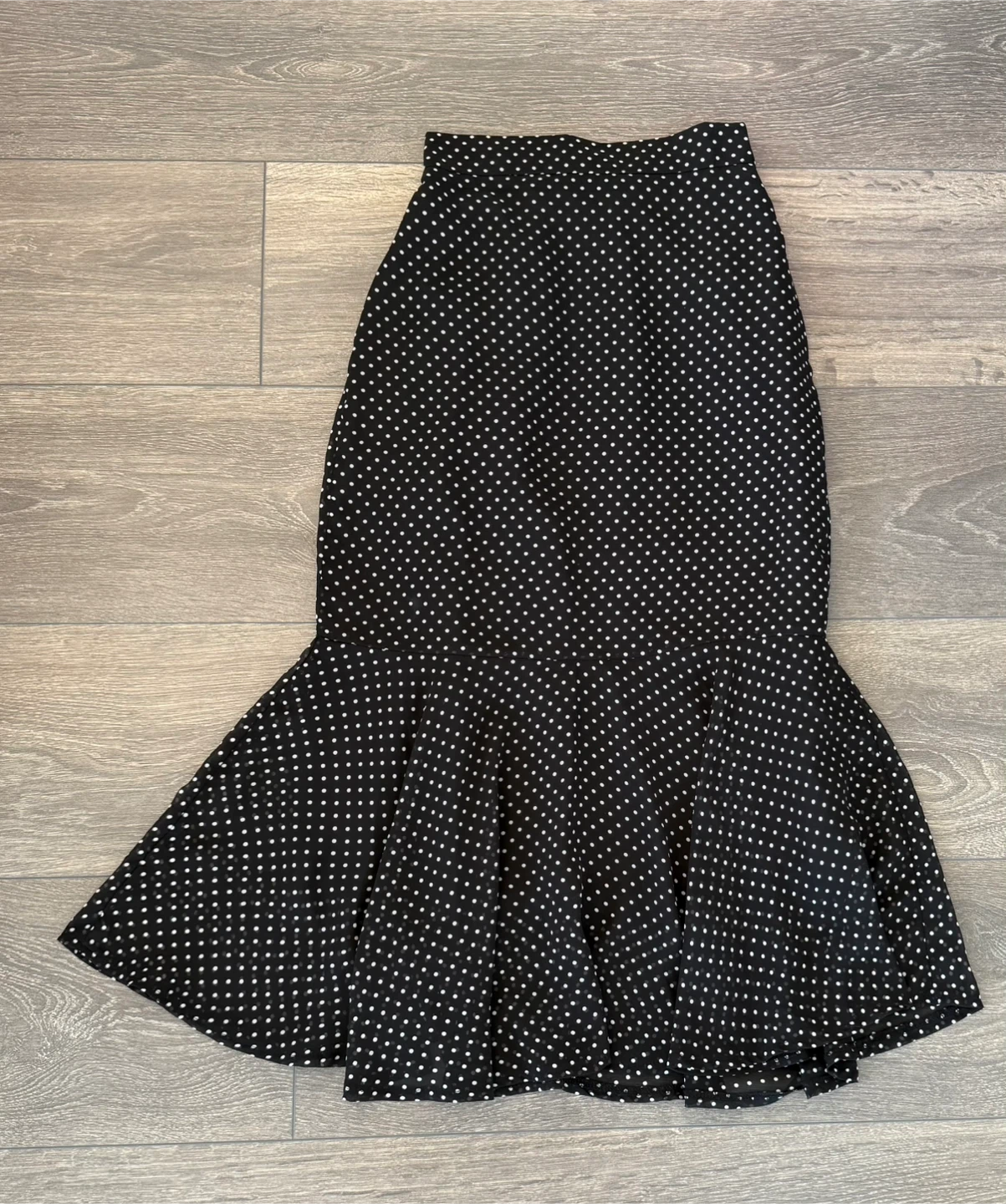 Black & White Polka Dot Ruffle Skirt