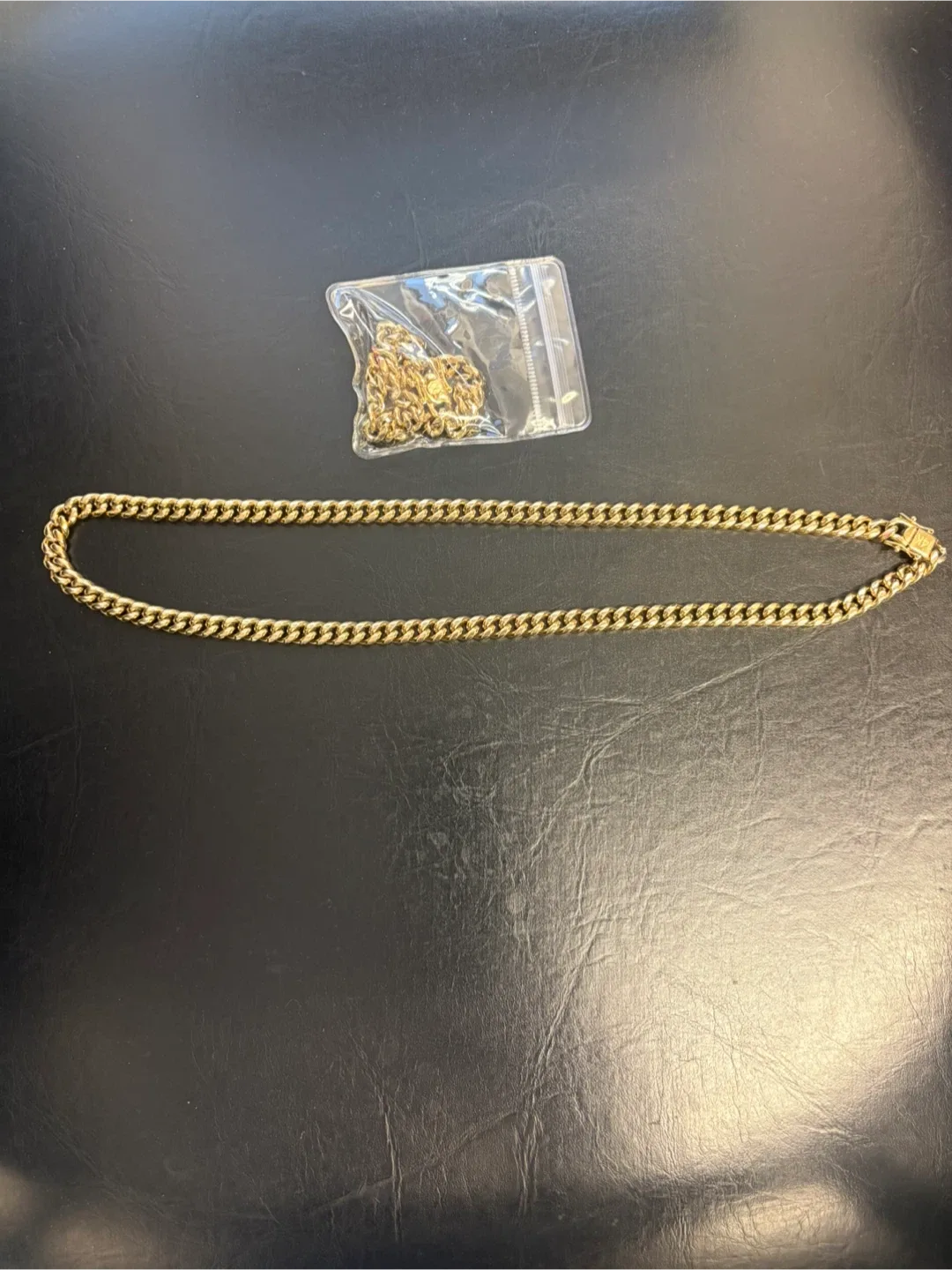 14k Cuban chain image indicator(3)