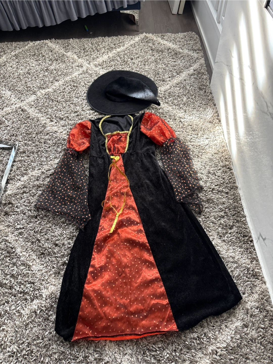 Witch Halloween Costume with Hat