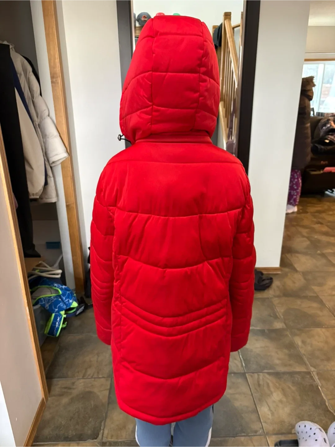 Red Puffer Jacket image indicator(2)