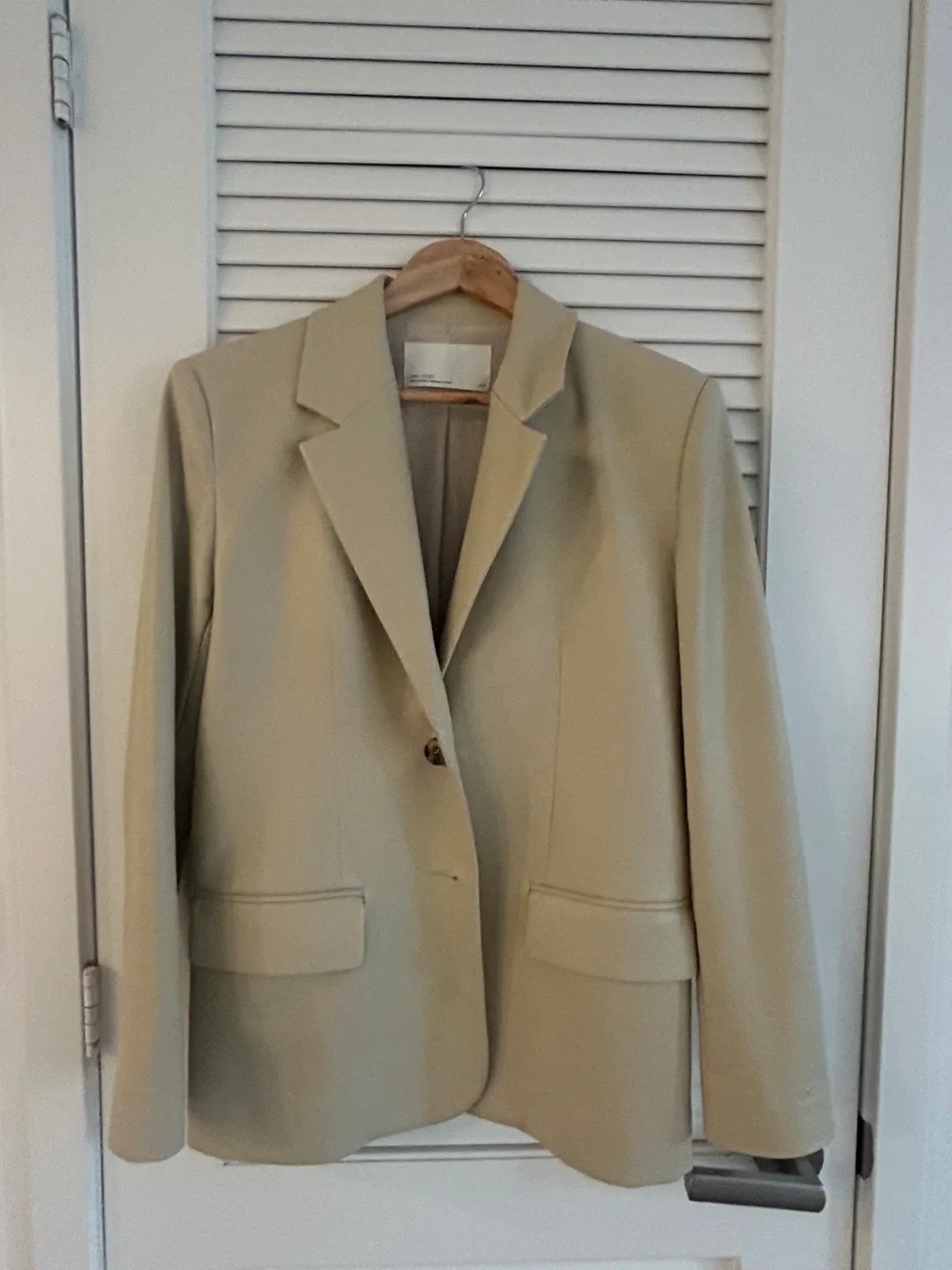 Oak and fort off white vegan leather Blazer