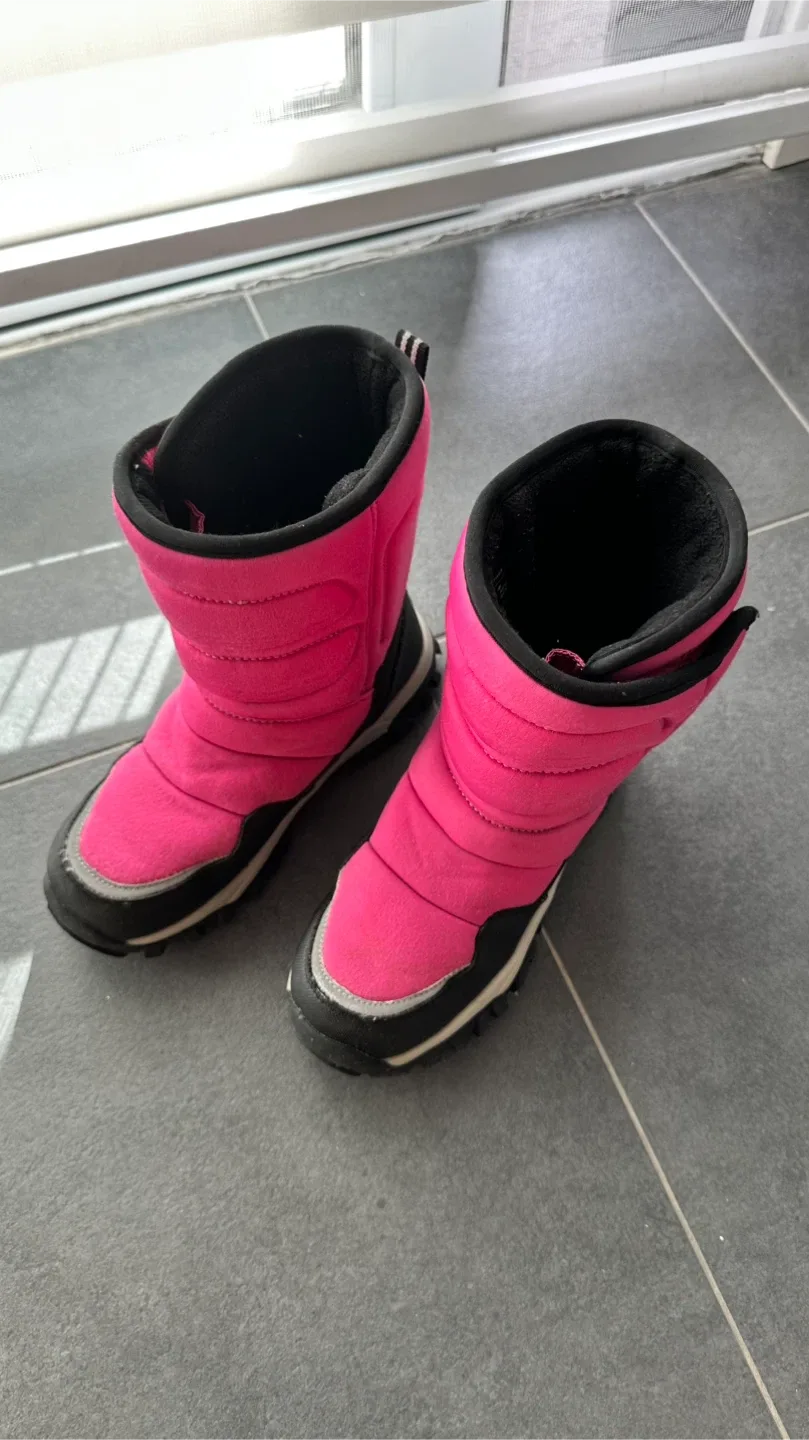 Cougar Youth Girls' Tatum Winter Boot Size US 2 image indicator(2)