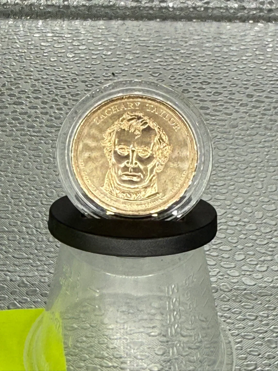 2009 Zachary Taylor $1 gold Coin thumbnail