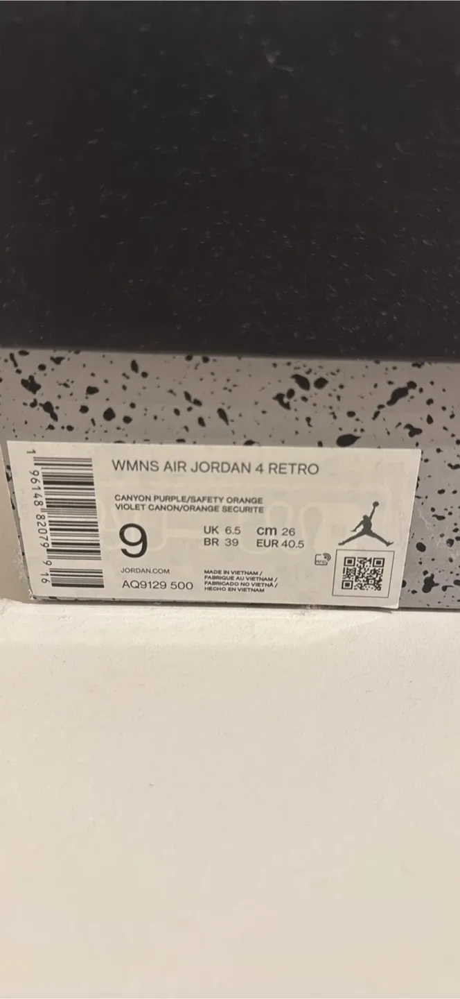 Air Jordan 4 Retro Canyon Purple (Size 9) image indicator(3)