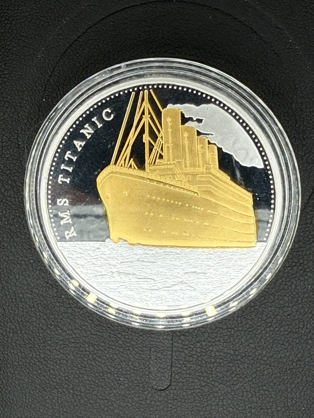 RMS Titanic Commemorative gold plated Coin thumbnail