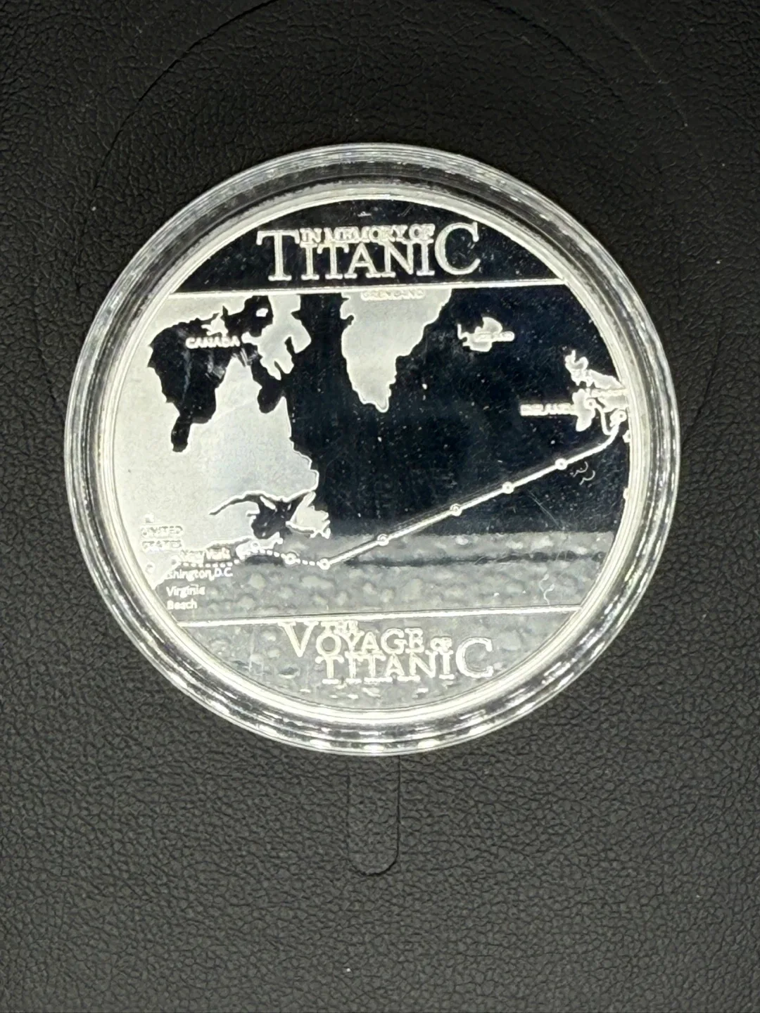 RMS Titanic Commemorative gold plated Coin image indicator(2)
