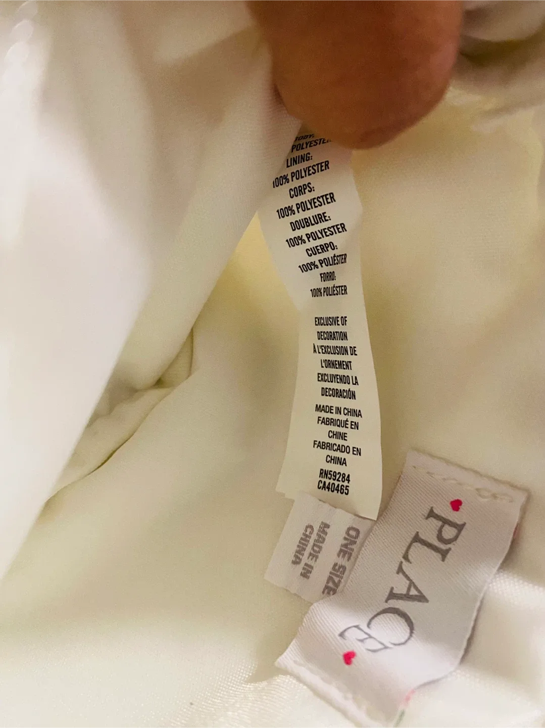 New (unused) PLACE White Faux Fur Purse image indicator(6)