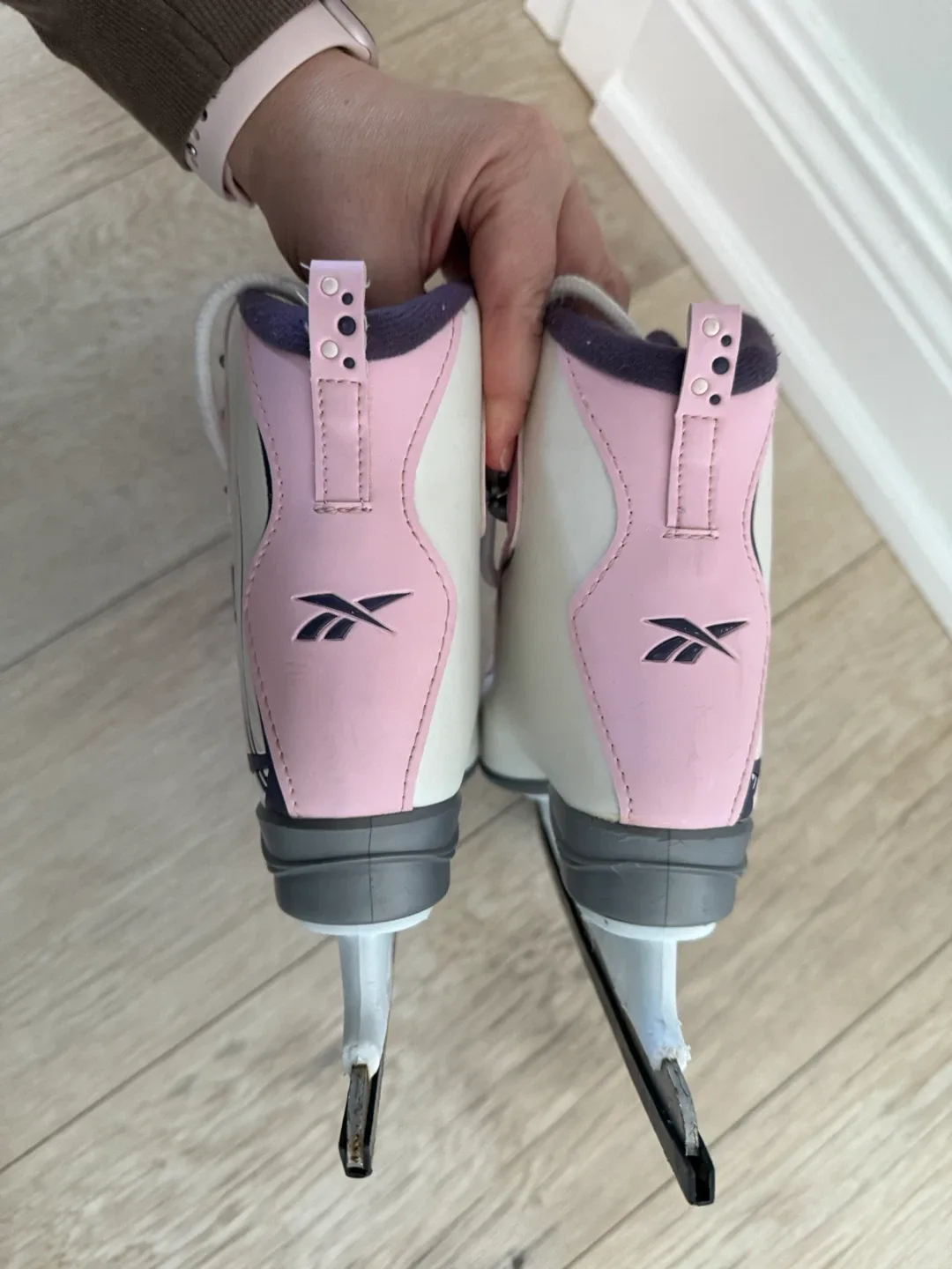 Reebok Girl's Ice Skates - Size 2 image indicator(10)