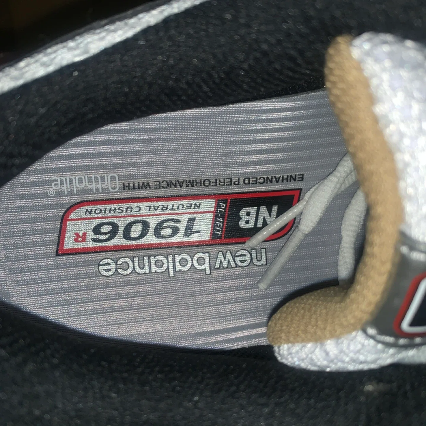 New Balance 1906R White/Gold US 7 image indicator(5)