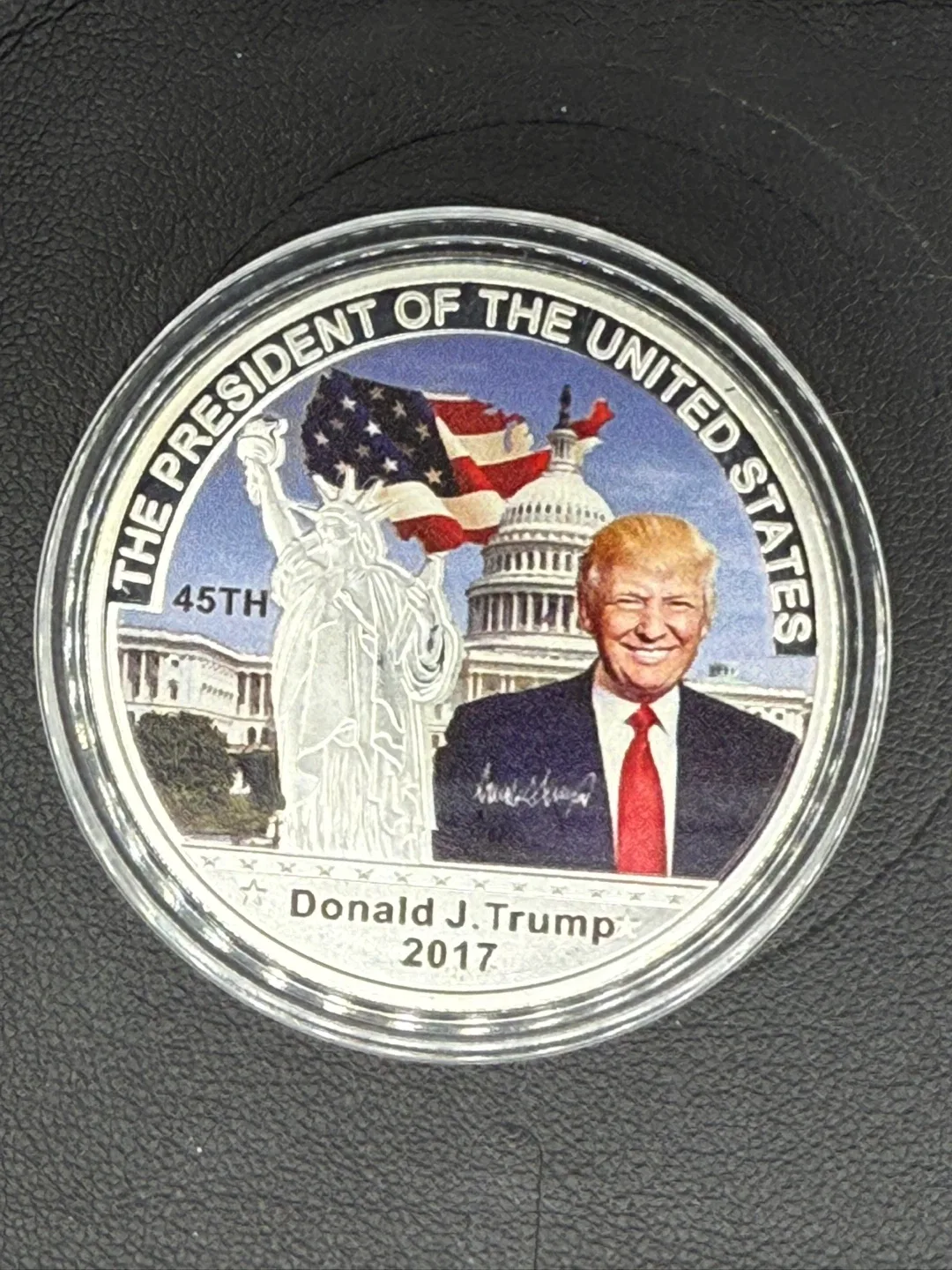 Donald J. Trump 45th President silver Coin thumbnail