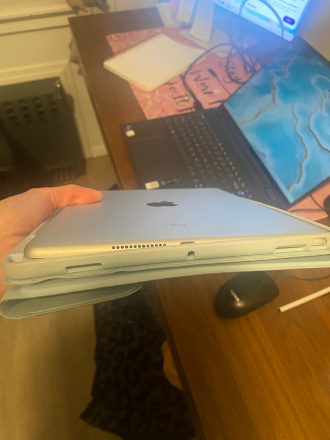 iPad 64 g 9th generation image indicator(7)