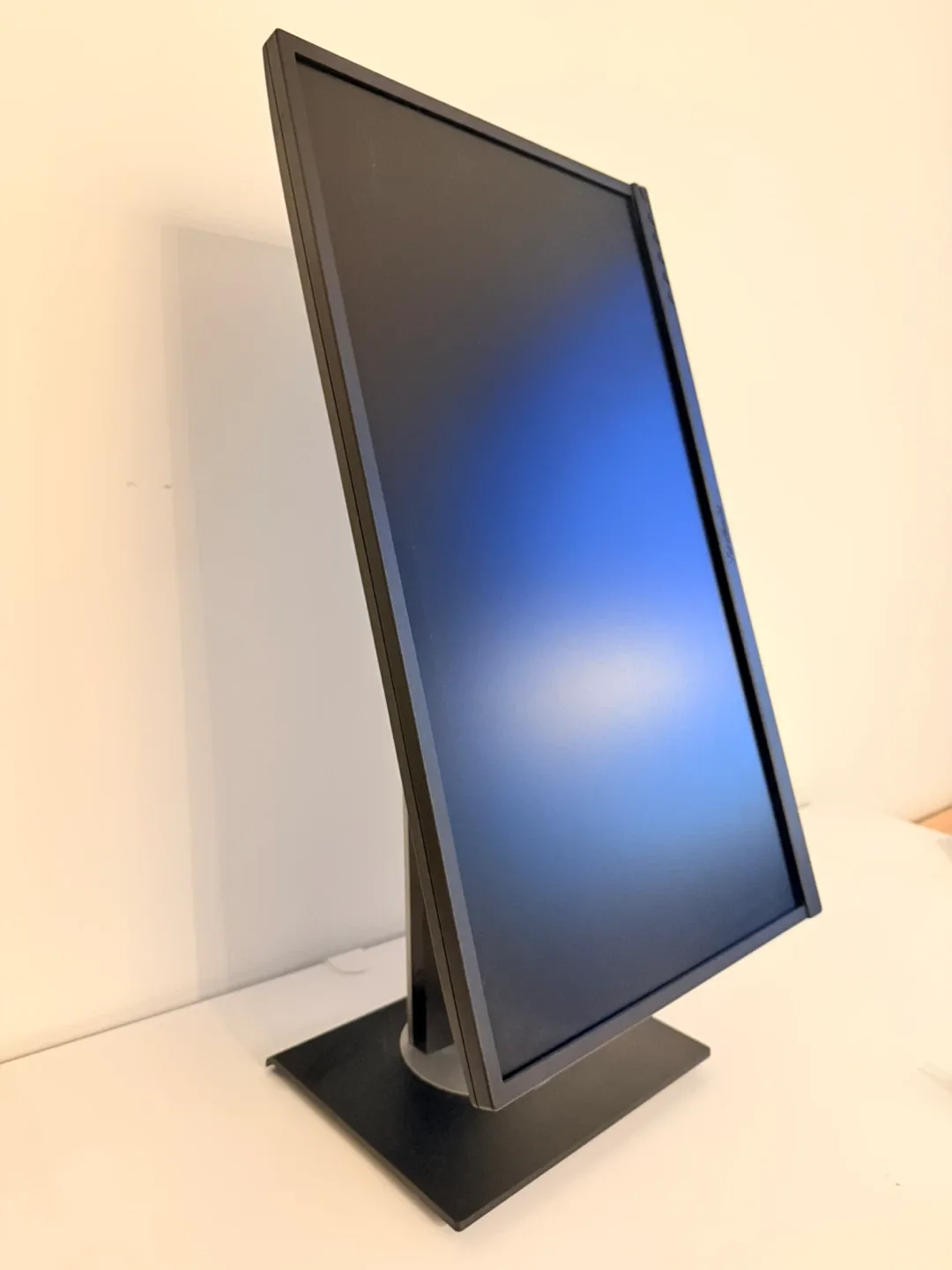 ViewSonic VG2448 – 24” Full HD Ergonomic Monitor
