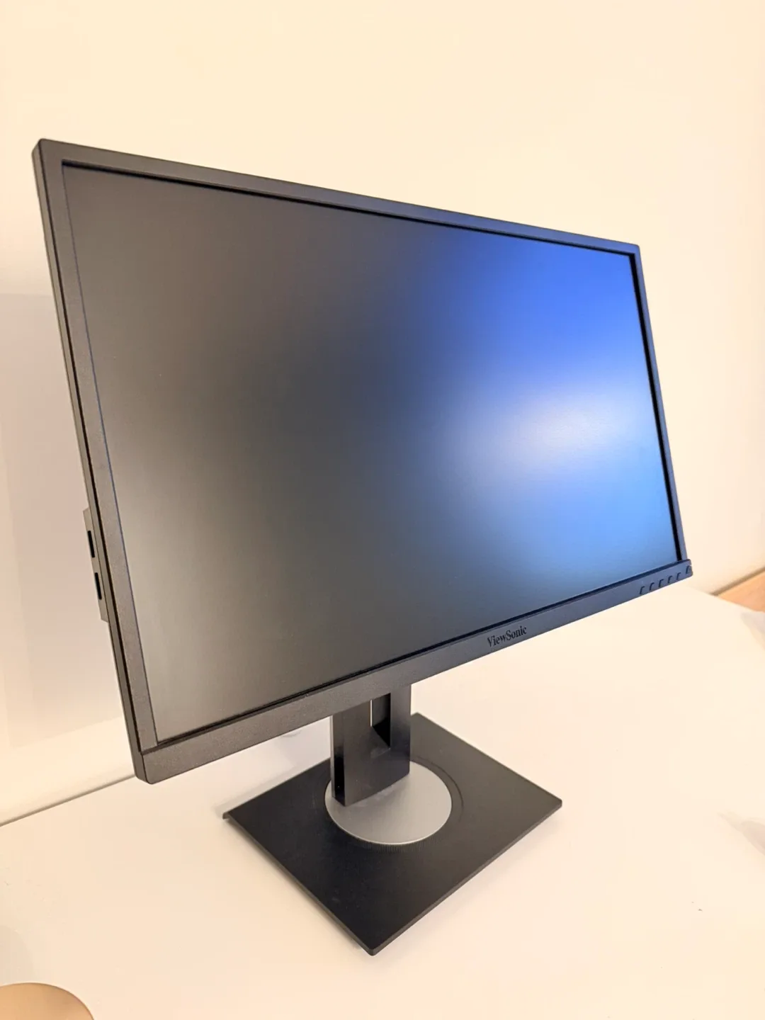 ViewSonic VG2448 – 24” Full HD Ergonomic Monitor image indicator(2)