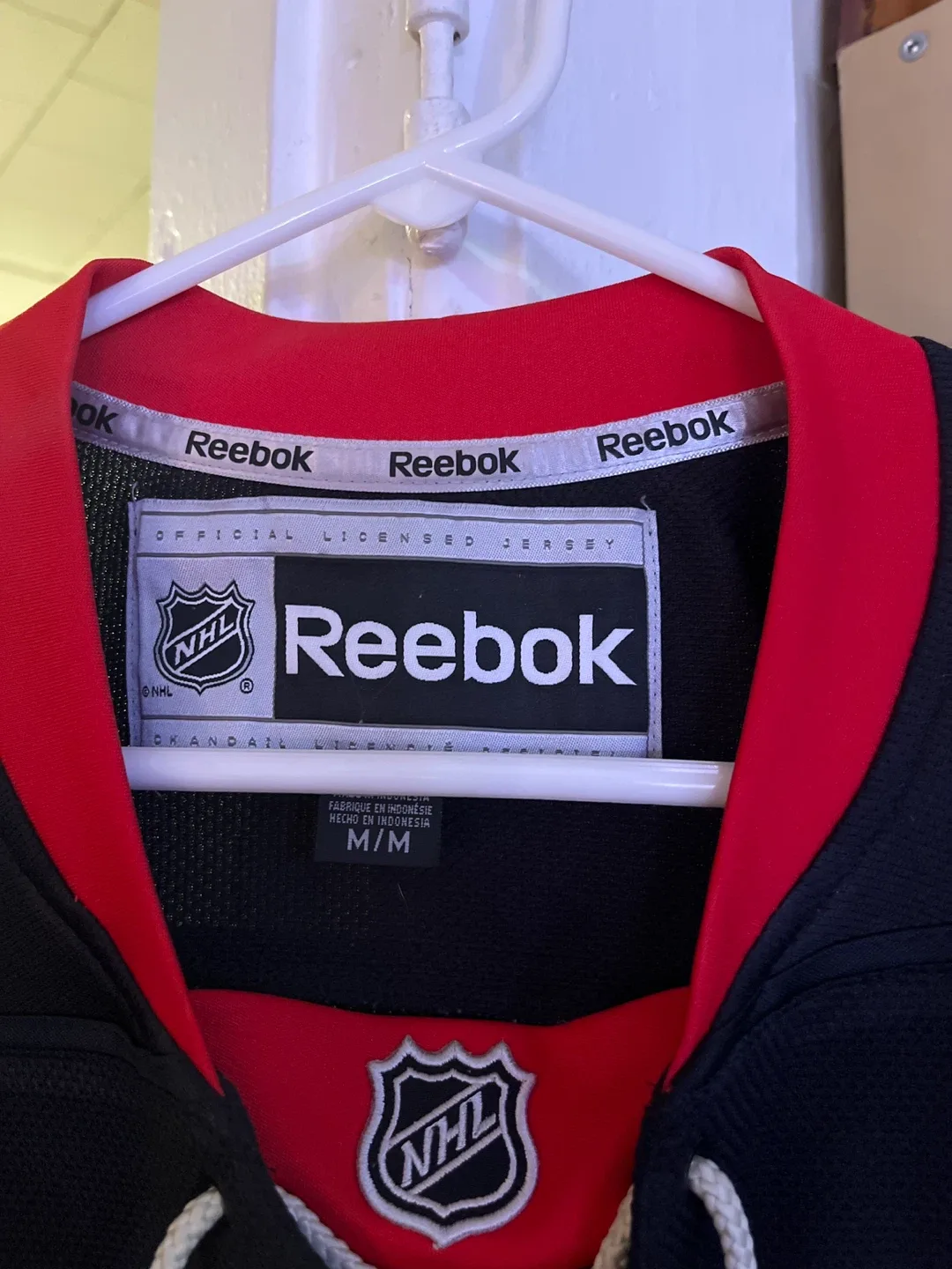 Reebok Chicago Blackhawks Keith #2 Jersey - Size M image indicator(4)
