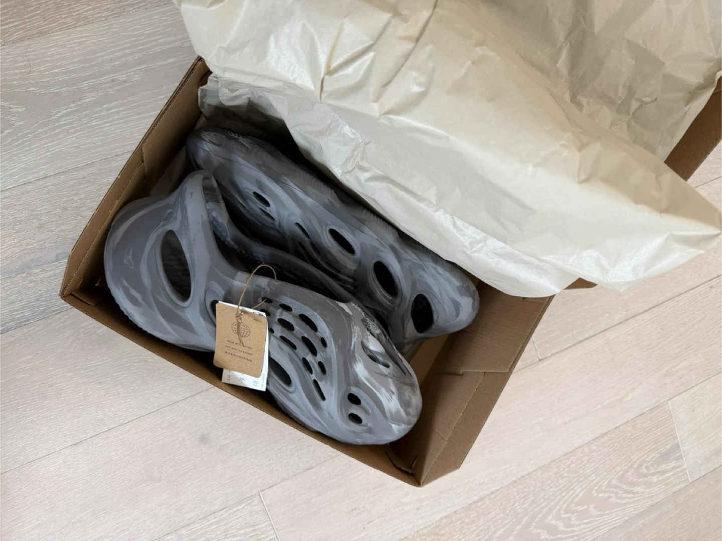 Adidas Yeezy Foam Runner MX Granite, Size 11